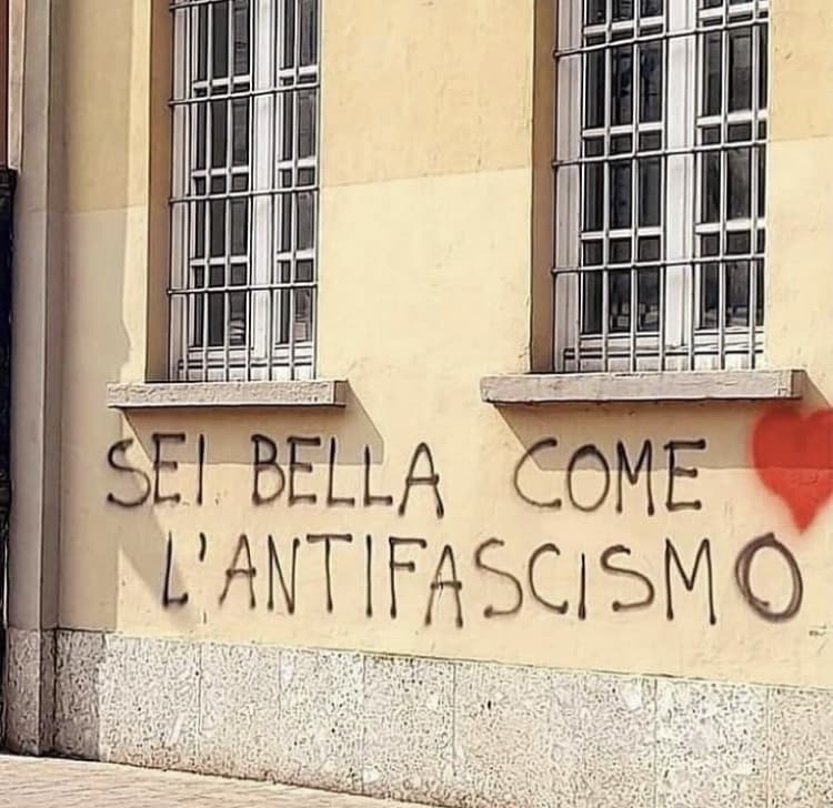 buon 25 aprile a tutti i fasci che tutt’oggi popolano l’italia ❤️