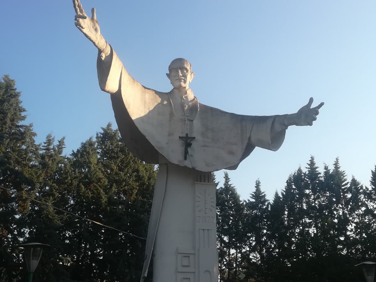 Statua del papa ???