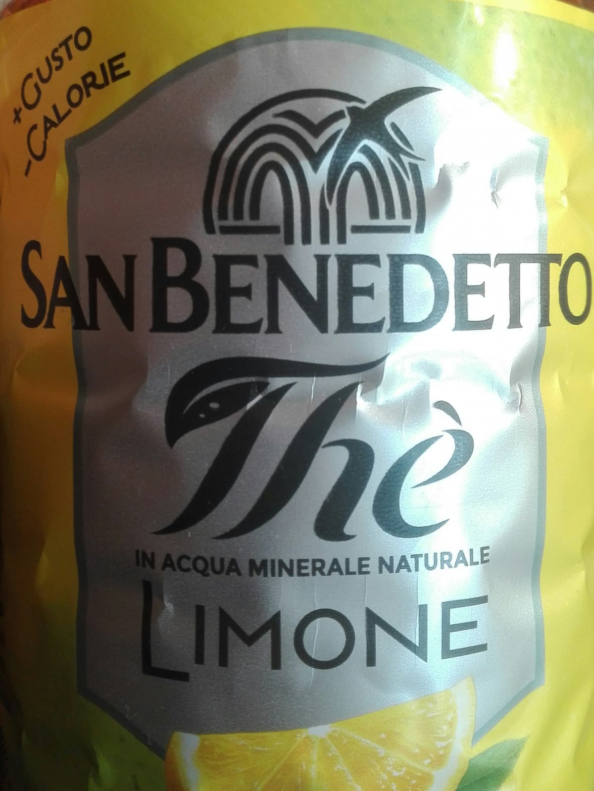 una delle varie ragioni per cui vivo, tè al limone San Benedetto >>>>>>>>>>