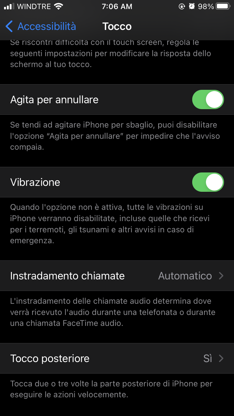 Adesso riesco a fare gli screen toccando due volte la mela del telefono HIHHIHIHI