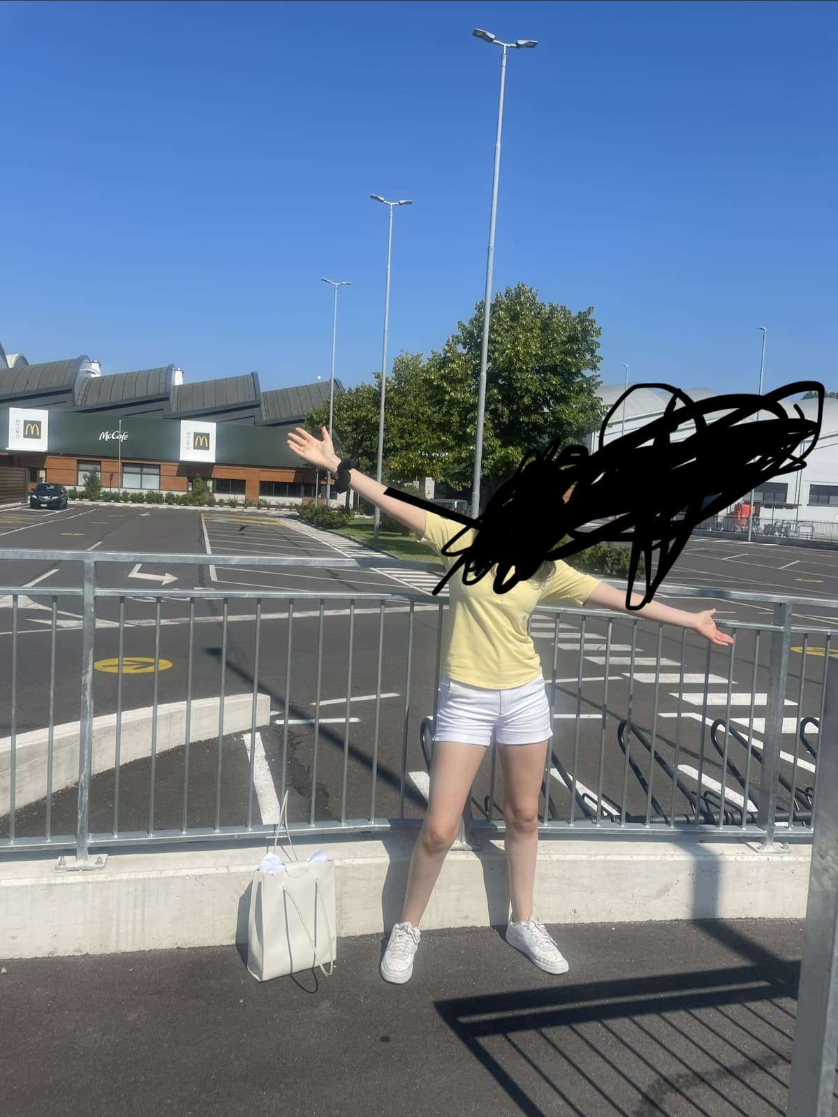 Non io che immortalo la mia primissima volta al Mc Donald’s della mia mia vita