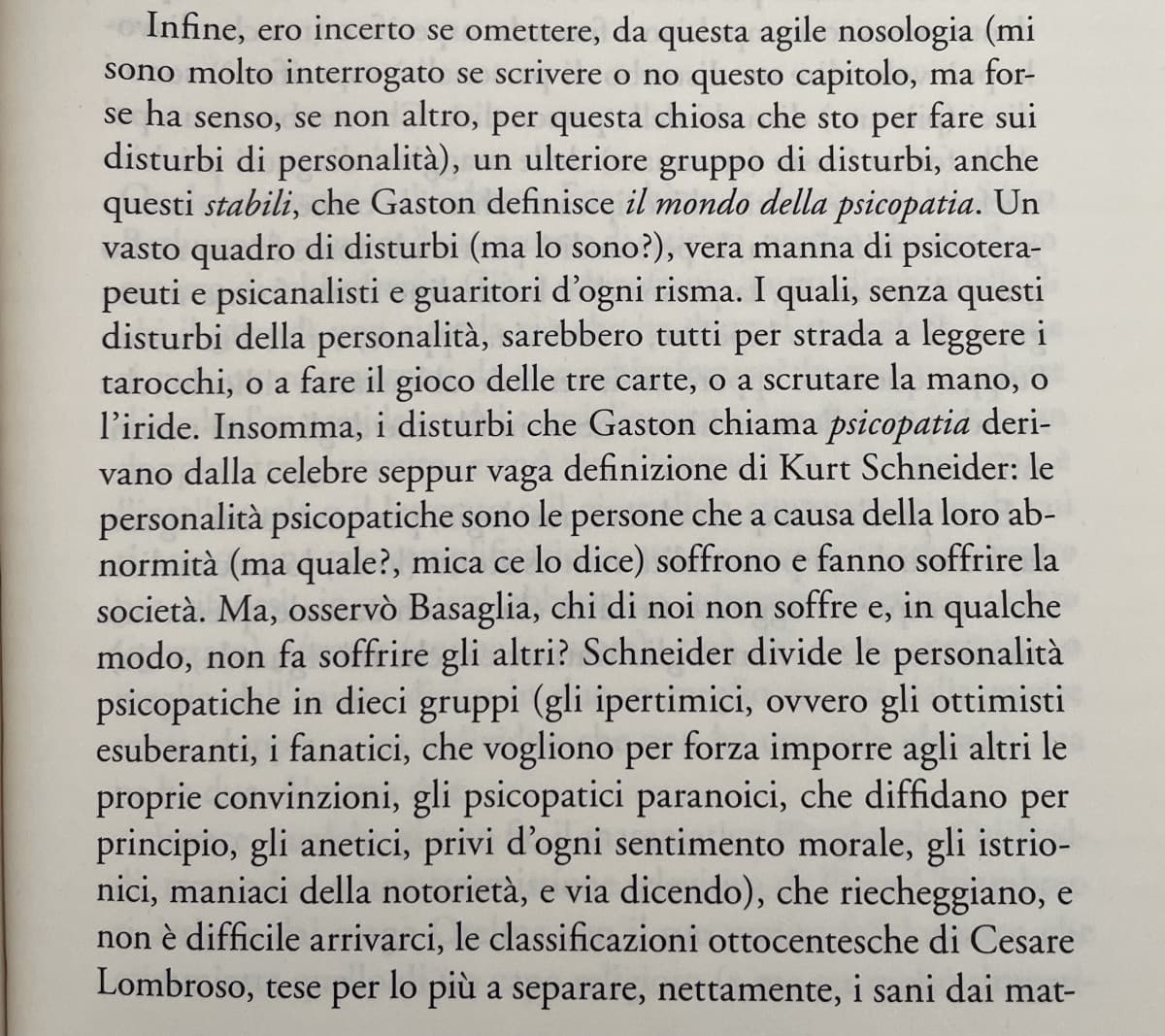 La malattia mentale come descritta dal Dsm5 è nient’altro che politica camuffata da bibbia. Oltre che mangiatoia straboccante per corvi a avvoltoi