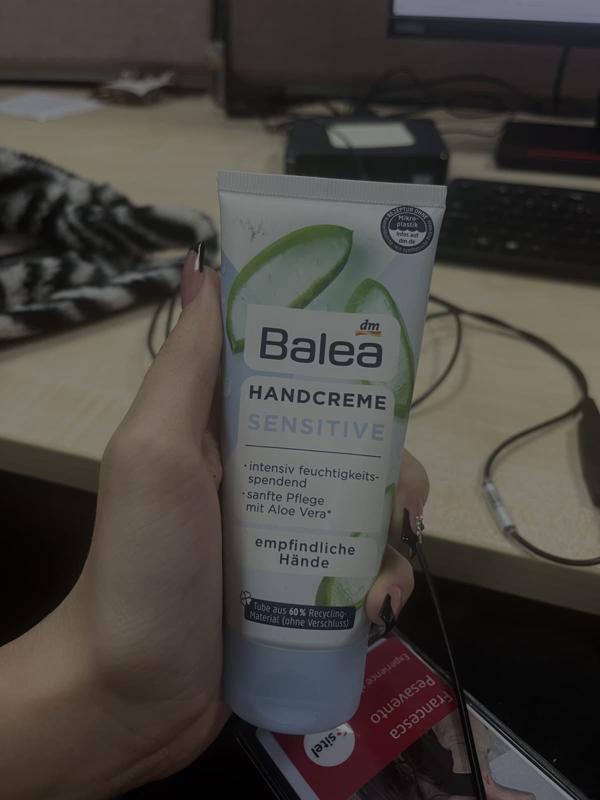 amo questa crema per le maniiii👋🏻