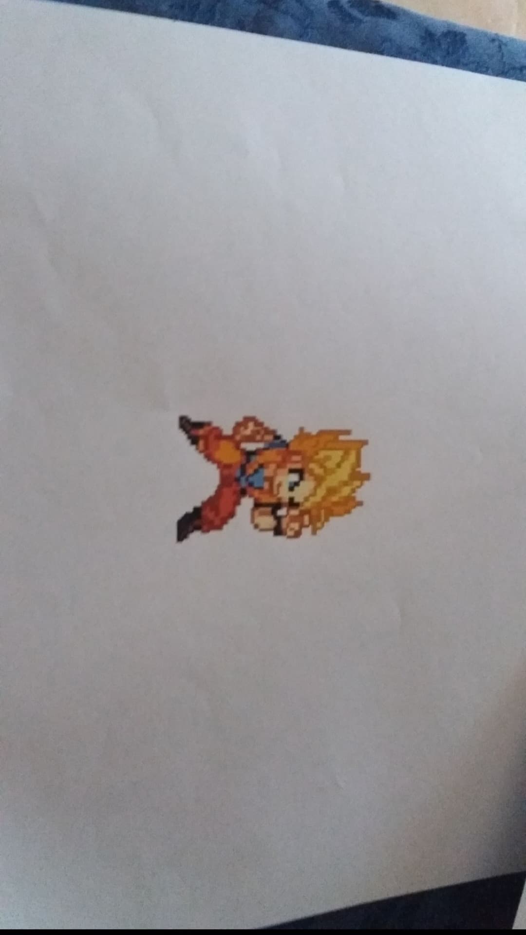 Non dovevo proprio avere un cazzo da fare quel giorno per mettermi a disegnare sto coso su paint