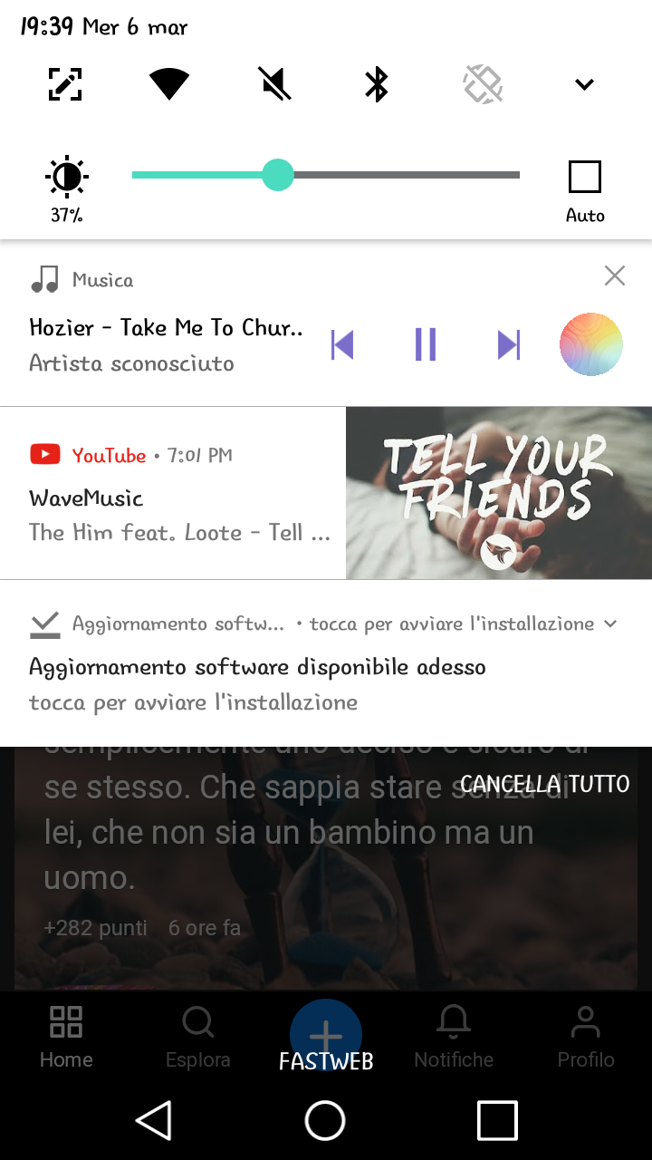 Io che riconosco lo sfondo della copertina del video come lo sfondo di alcuni segreti?