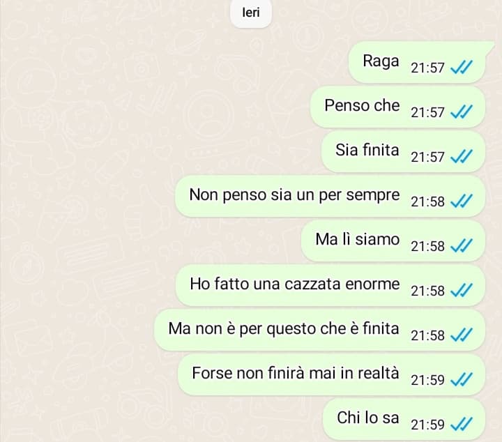 Un litigio con lui mi provoca un uragano dentro, è incredibile. Poi torno subito serena quando capisco di non averlo davvero perso. Sembro bipolare oh