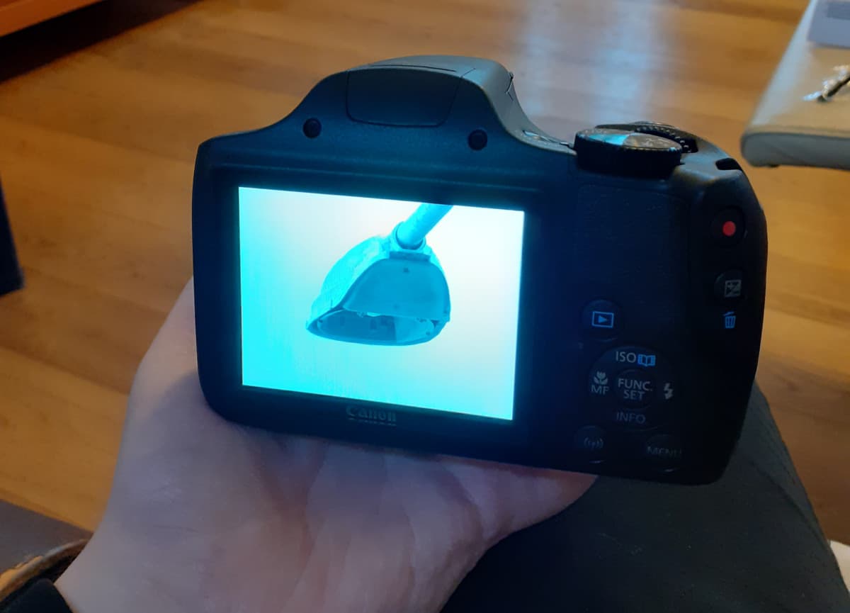 Mi è arrivata la fotocamera e ho fotografato un lampione