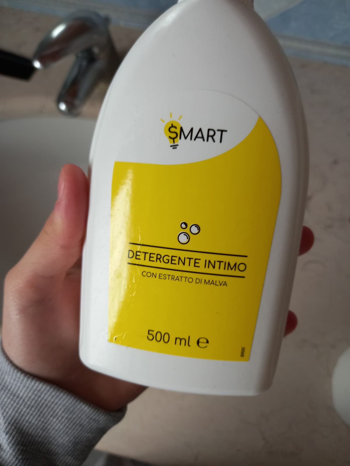 Ho appena scoperto che a casa mia si usa il sapone intimo come sapone per mani...