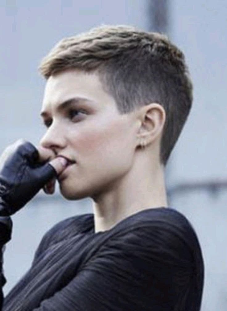 Non so come tagliarmi i capelli la prossima volta
