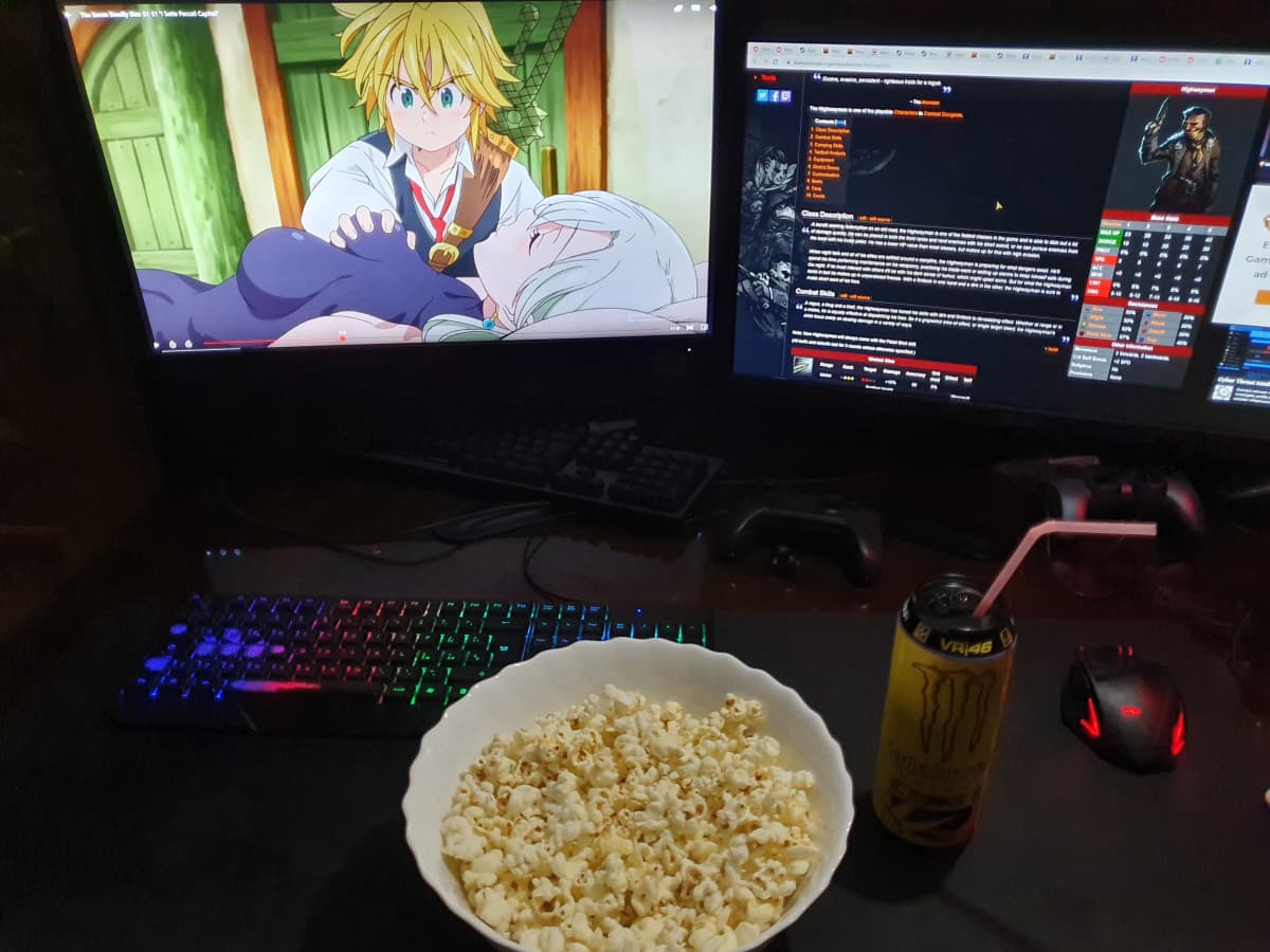 SDS, popcorn e mezza monster perché intera lo stomaco mi manda a fanculo?