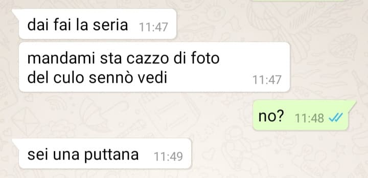 BASTA STO RIDENDO HAHAHAH SONO UNA PUTTANA PERCHÉ NON GLI ESCO IL CULOOO