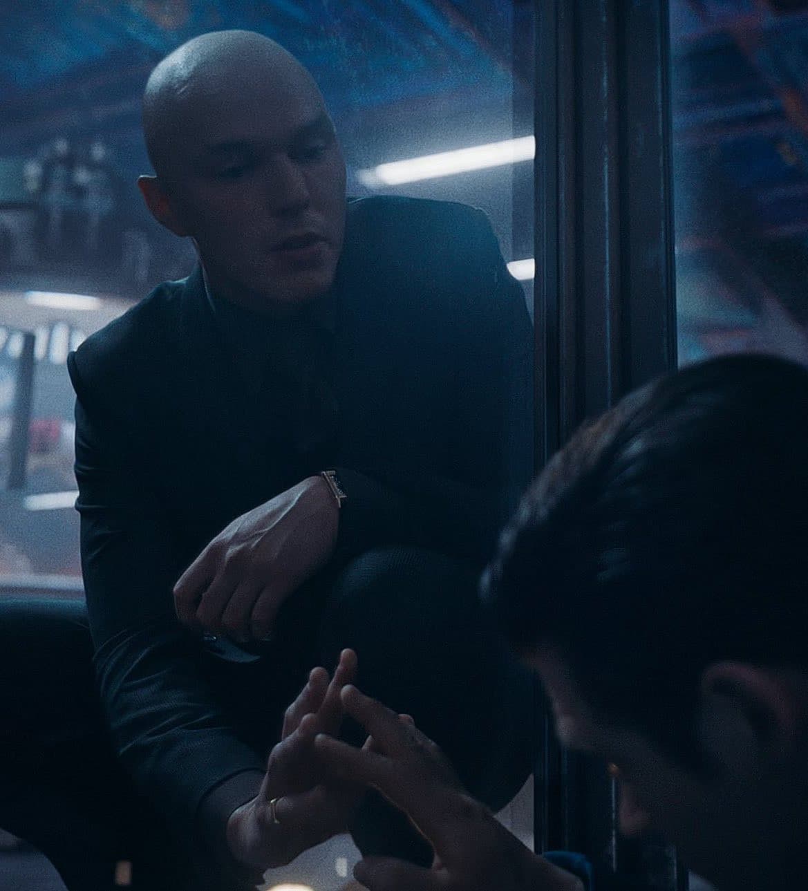 Lex Luthor: "Tranquillo, alto moro e marziano non è il mio tipo" 

Lex 1 minuto dopo: 