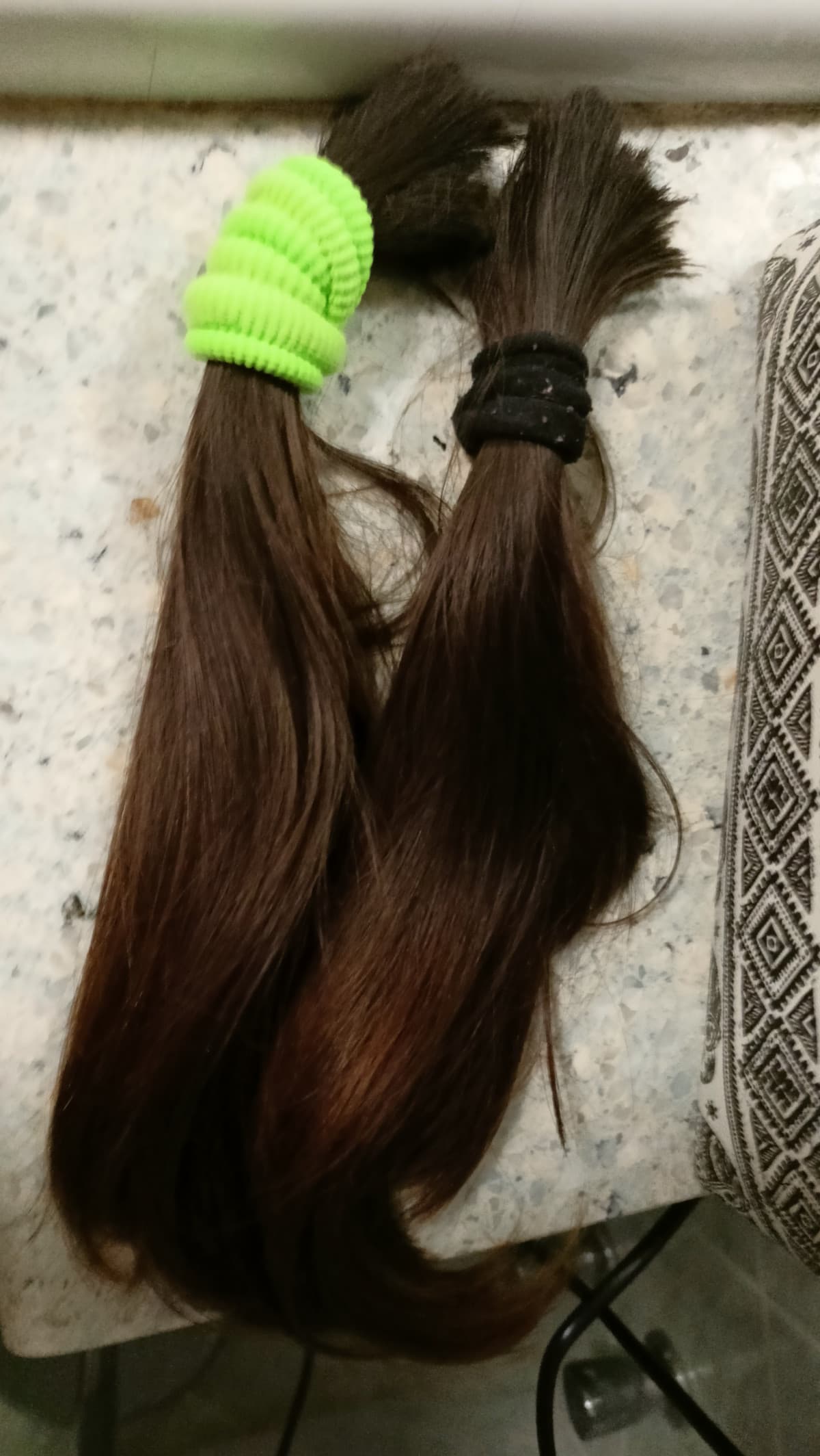 raga mi sono tagliata i cazzo di capelli