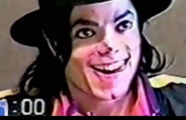 A me la cocaina mi trasformava, io nasco come un violento, io ero un violento fino a qualche anno fa. Hahahaha 🤣🤣 mj ma che cazzo combinava 💀