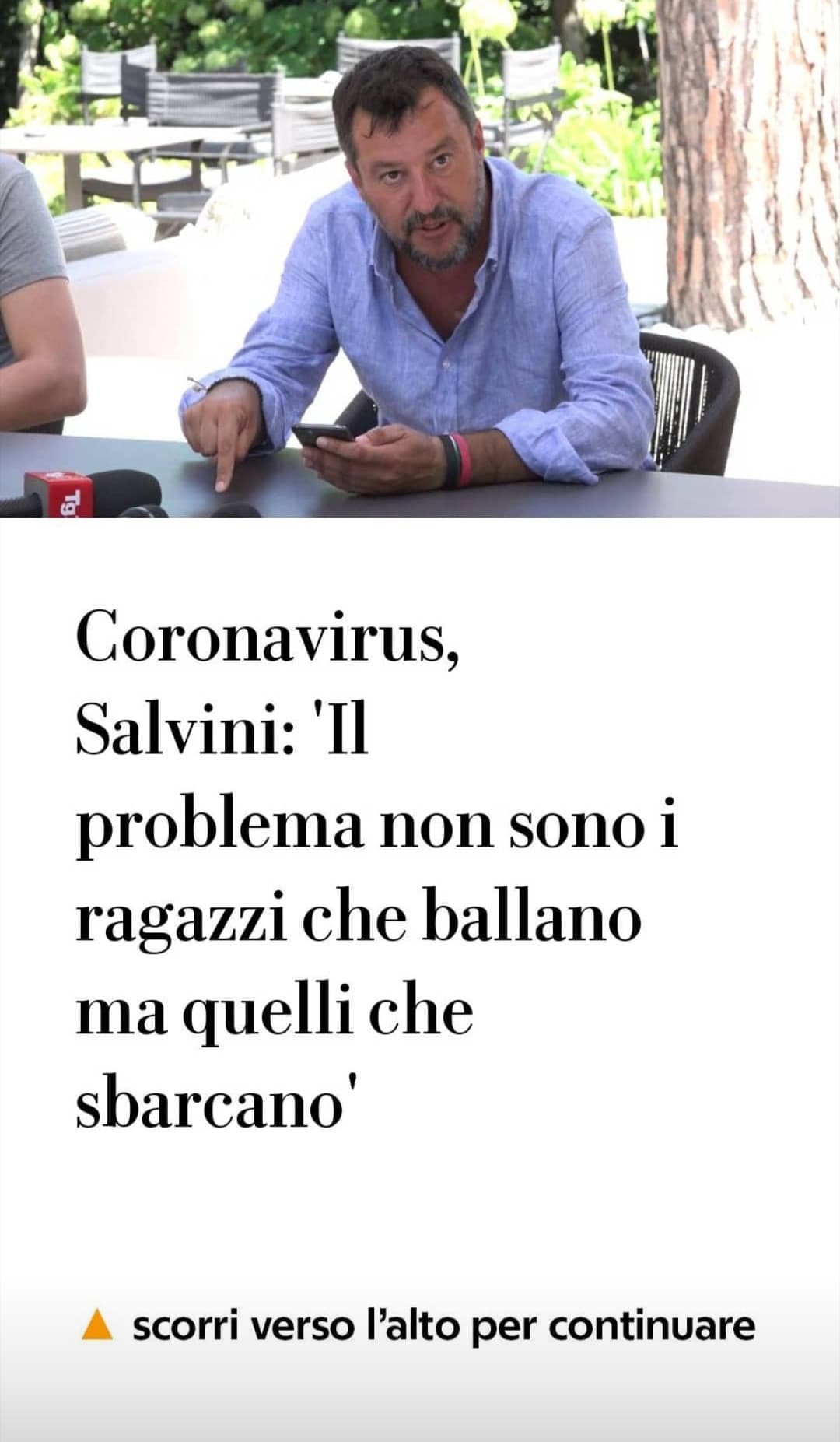 Capito raga? Da domani ammassiamoci in discoteca senza mascherine e distanza perchè fottese*a sono solo i migranti al ammalarsi