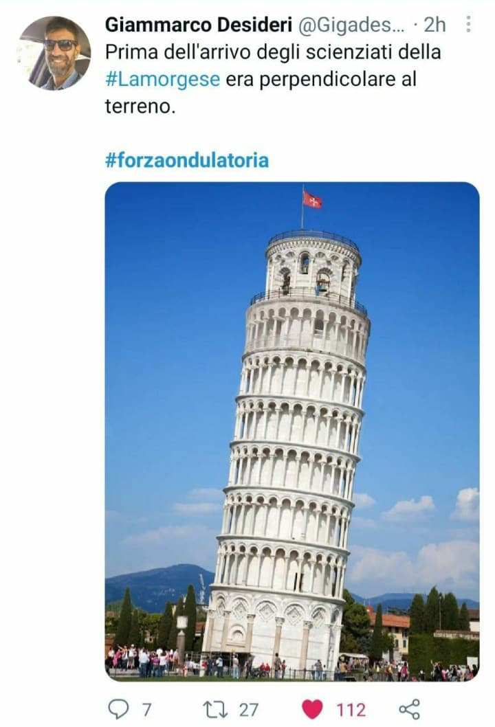 Apparte il meme ironico (si ride per non piange), l'articolo sotto è stato fatto da Marco Travaglio, direttore del fatto quotidiano (quindi non in pericoloso no vax complottista), ovviamente è una provocazione, ma a voi le conclusioni