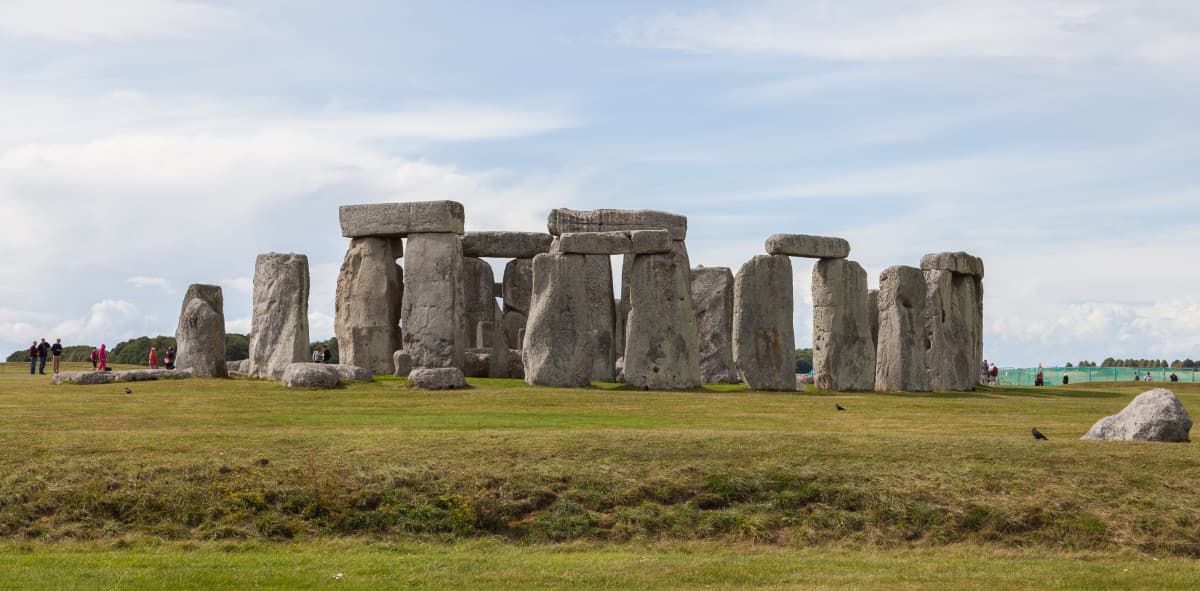 Stonehenge. Sassoni. Mi sgamo da solo.