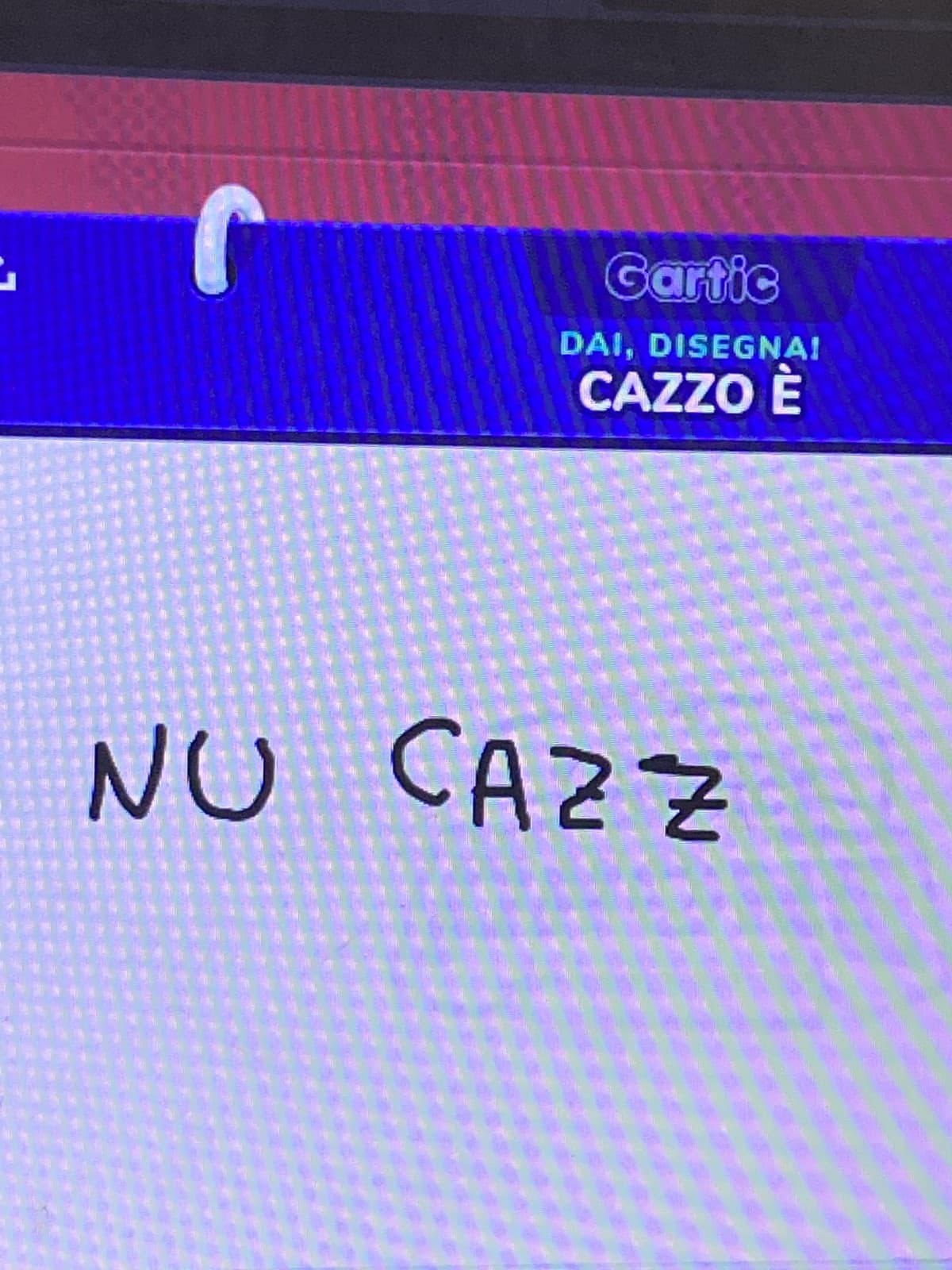 oggi mi sveglio, mi viene vicino mia madre, mi allarmo per la sua presenza e mi dice che mio fratello non sta bene pure lui