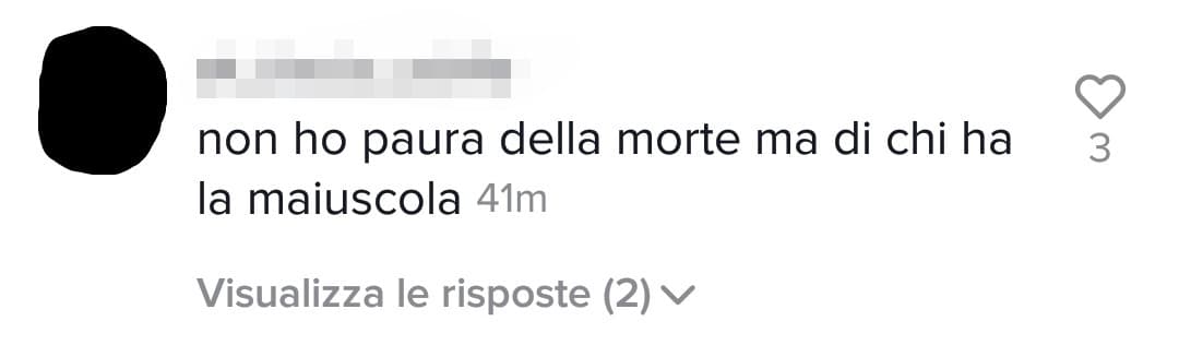 Nel resto del mondo le persone hanno paura della morte, in Italia hanno paura della grammatica. 