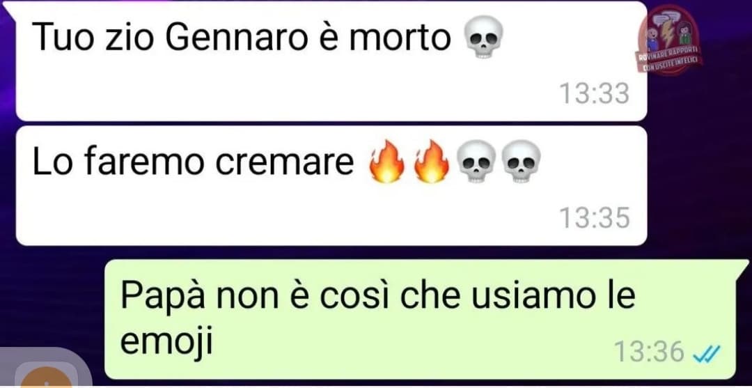 Io pur nella tragedia da sta chat sarei scoppiata a ridere ahahahah 