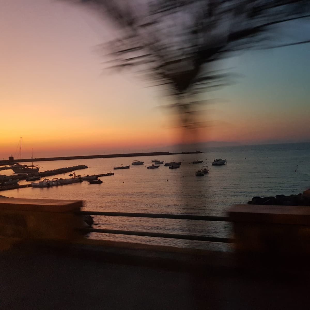 Bella e triste come il paesaggio a Venezia.