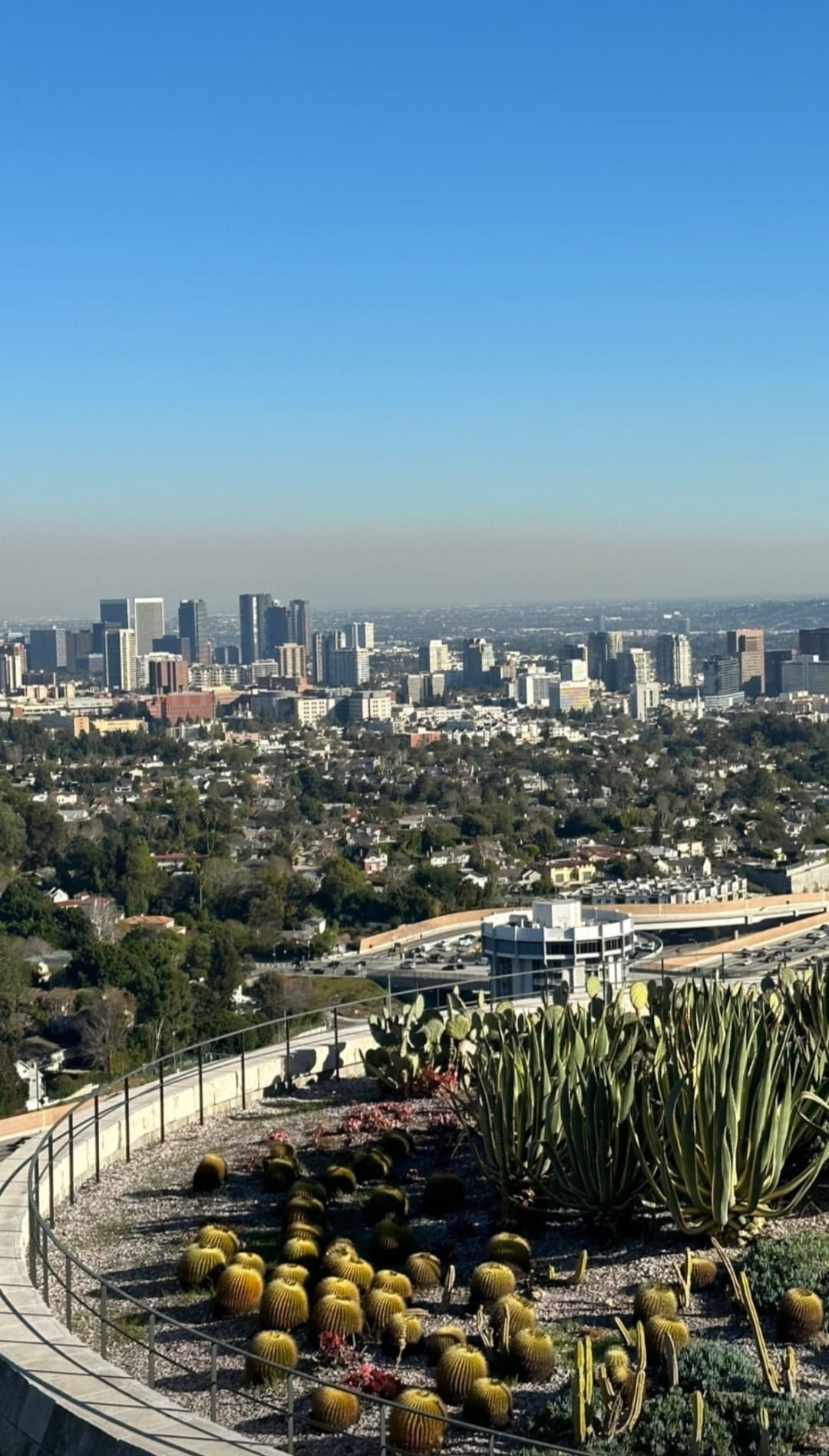 LA