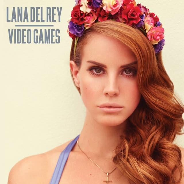 13 anni fa Lana Del Rey pubblicava il suo singolo di debutto "Video Games" 