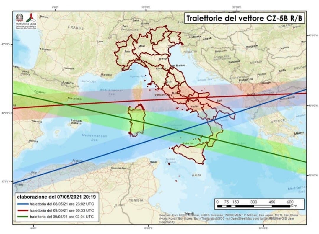 Le traiettorie dei detriti del razzo, magari a qualcuno serve. Se è già stato postato scusate