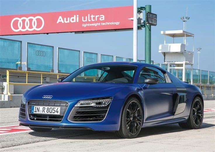 L'unica Audi che comprerei mai ,Audi R8 V8 prima serie con il cambio manuale