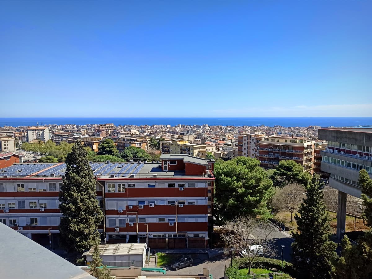 La vista da quest'aula rende sopportabili le 3 ore di lezione che mi aspettano 