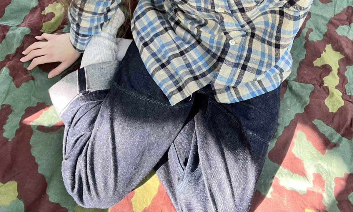 quello sionista del cazzo che adesso si mette pure a postare foto dello stato di merda a cui tanto succhia il cazzo, sotto “donna di 28 anni”