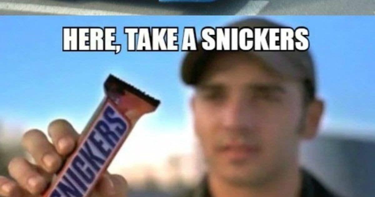 Troppo insegreto oggi? Tieni uno snickers :)