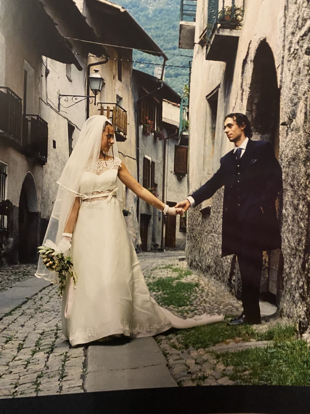 Mio padre esattamente vent’anni fa al suo matrimonio (con mia madre, specifico HAHAH)