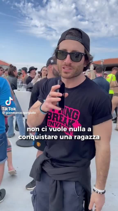 Normalmente finisce così ogni volta che chiedo di ballare  hahaha