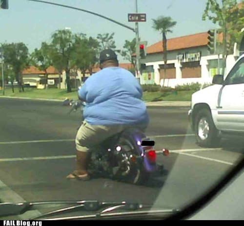 Tornando a casa dal bar dei bikers!!!! Dal vostro Jhonny Badass è tutto, ora vado a fare la nanna col mio orsacchiot.....ehm no niente...comuqnue BE STRONG ragazzi!!!!!