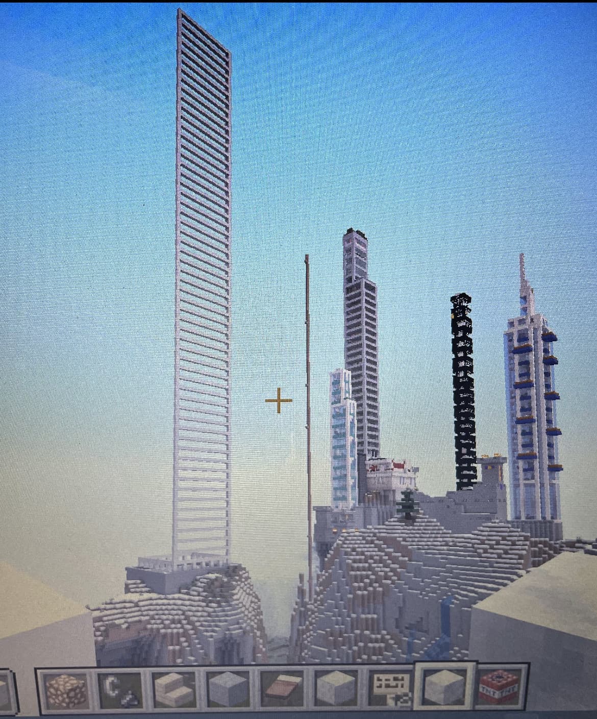 Sono pazzo ?????? ci impiegherò 2 giorni e 1 grado in meno di vista a finirlo, pero è bello. Ispirato al 423 Park Avenue (2foto). Qualche pazzo che ha voglia di contare quanti blocchi dovrò mettere?