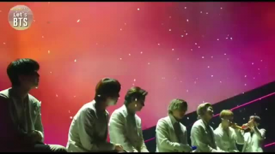 Armys?Sorprendere i bangtan e farli mettere a piangere✨