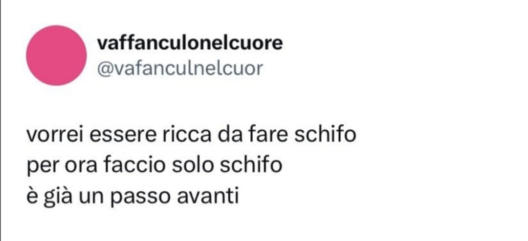 Stamattina ho guardato il cielo, che eccezionalmente dato il meteo di questi giorni era blu e stupendo, e ho pensato “oggi è un bel giorno”