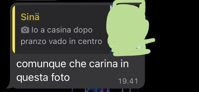 La mia bestie ogni tanto mi fa complimenti a cazzo, like la foto gliel’avevo mandata sta mattina dude sei andata a riprenderla apposta?? 😭😭  ma poi ero tipo stortissima appena sveglia sdraiata sul letto nella disperazione cosa 😭