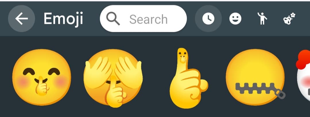 Ma chi è il folle che userebbe ste emoji?