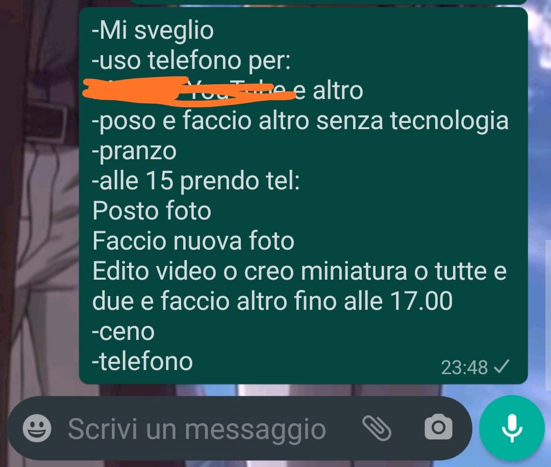 Ho notato che passo circa 10/12 ore al telefono in una giornata. Mi sono organizzato la giornata così. Anche perché voglio staccarmi e ho molta ansia senza motivo.. sintomo di stare troppo al cellulare. Consigli??