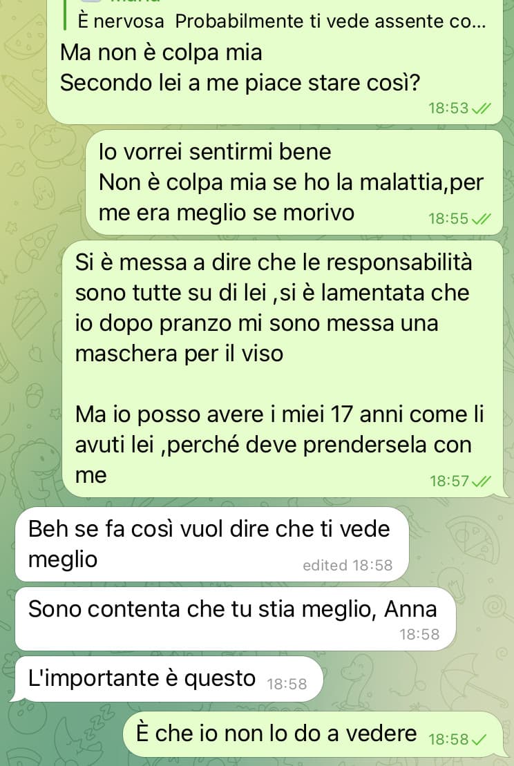 Ragazzi mi potete dire se le risposte bianche sono da persona normale o da persona egoista menefreghista come le vedo io