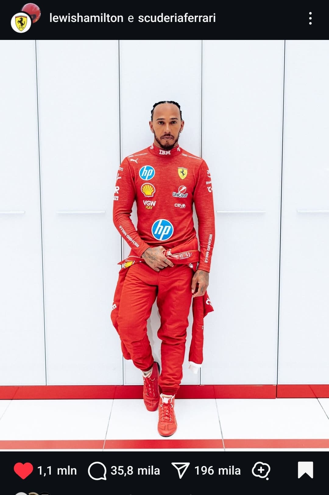 NOOOO PICCIÒ STO TROPPO GASATO, MAMMA MIA MAMMA MIA SIR LEWIS FOTTUTO HAMILTON IN ROSSO 😭😭😭😭