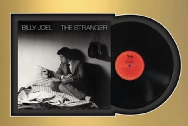 Con un po’ di ritardo esprimo la mia opinione sull’album “The stranger” di Billie Joel consigliatomi da Socioconad.