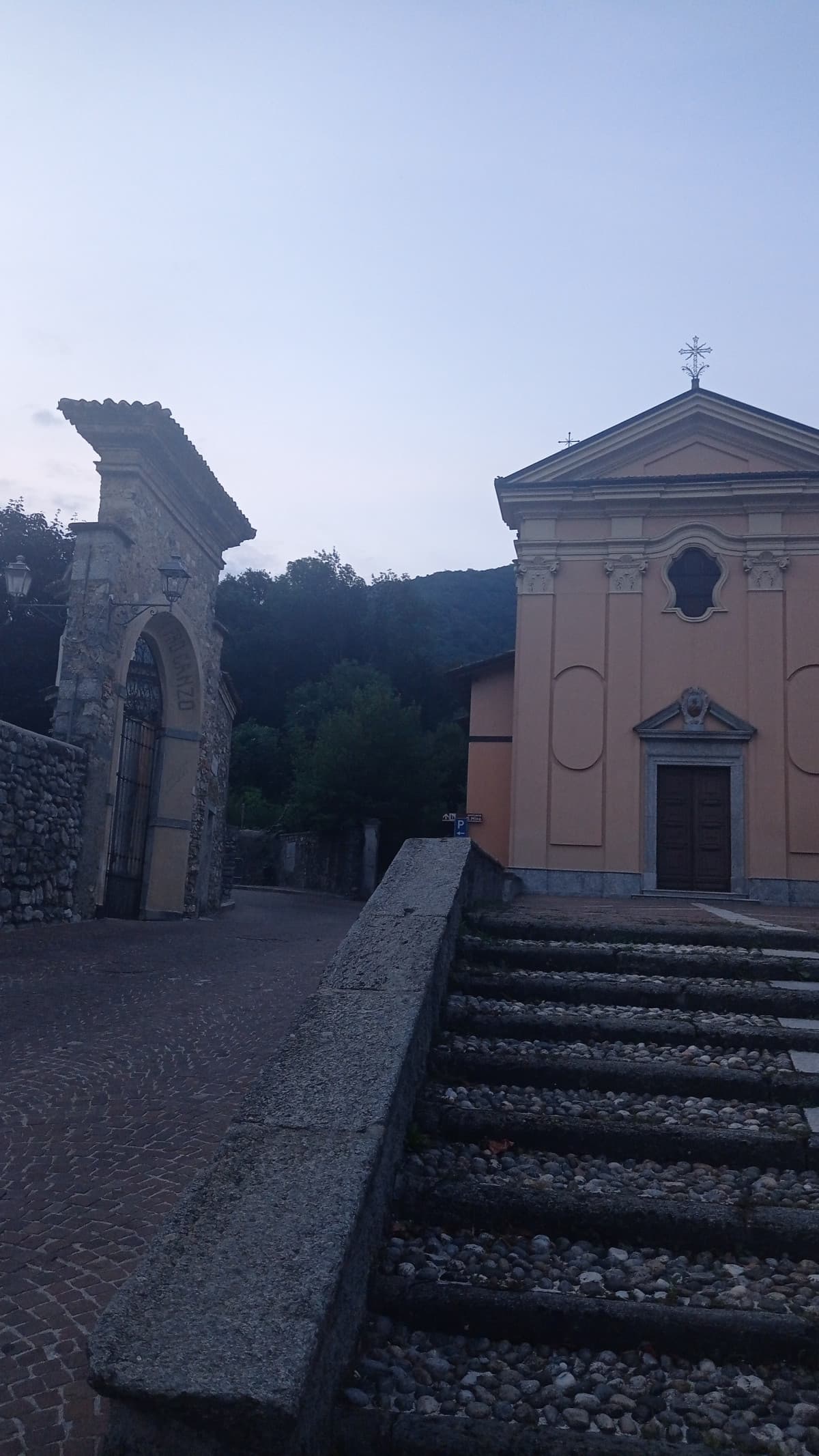 Stamattina passeggiata alle 5.30 