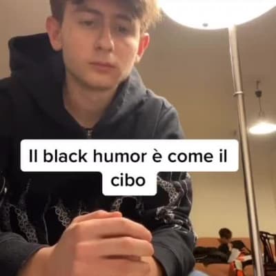 Questo è black humor nel black humor
La cosa mi trigghera