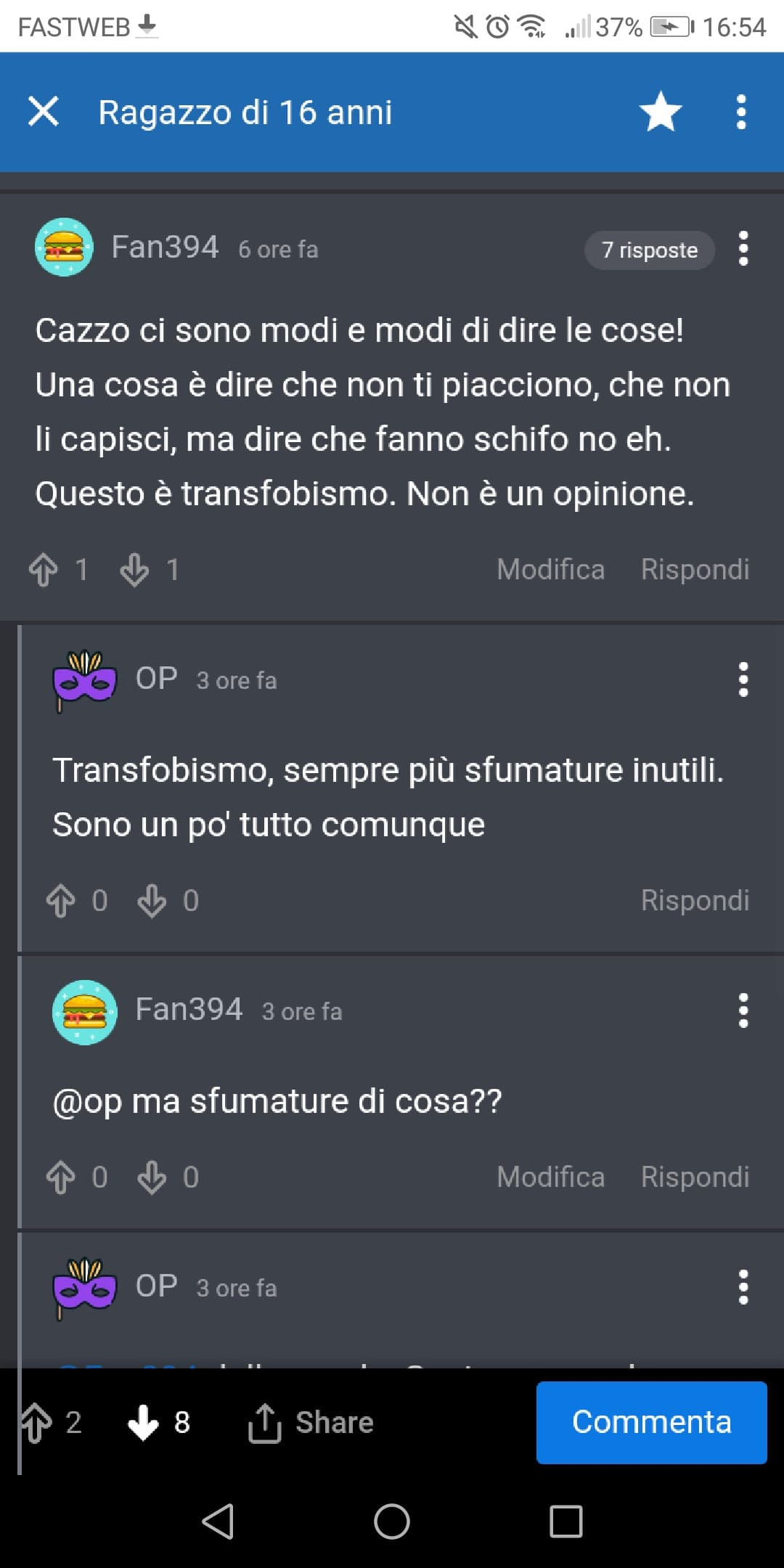 Quanto odio le persone che fanno così... Stiamo parlando di una cosa è quelli siano il discorso solo perché gli fa comodo. È tremendamente infantile e fastidioso.