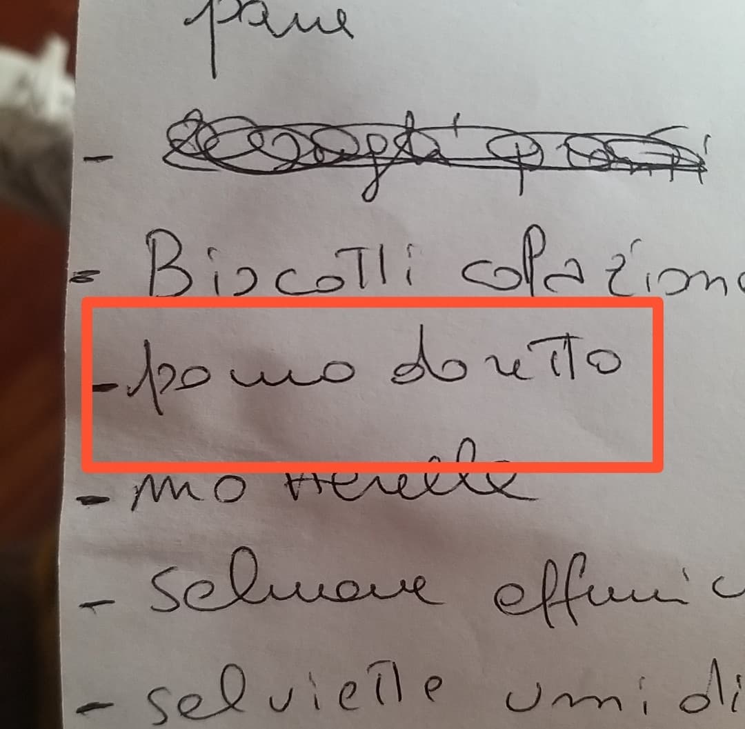 Qualcuno riesce a tradurre? È la lista della spesa che mi ha lasciato mia madre