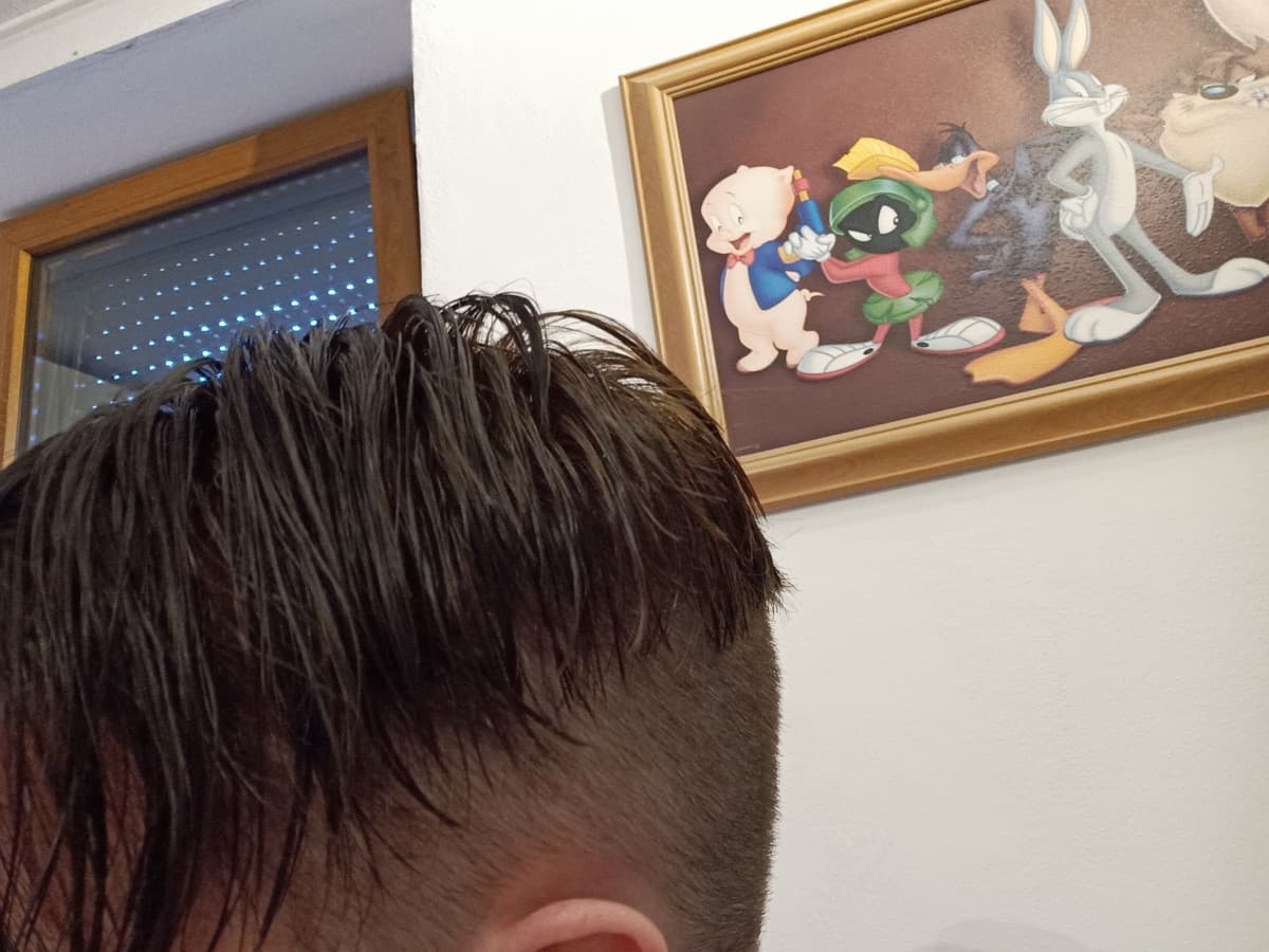 Comunque raga, questo taglio di capelli qui è la svolta, mi sento una figa assurda