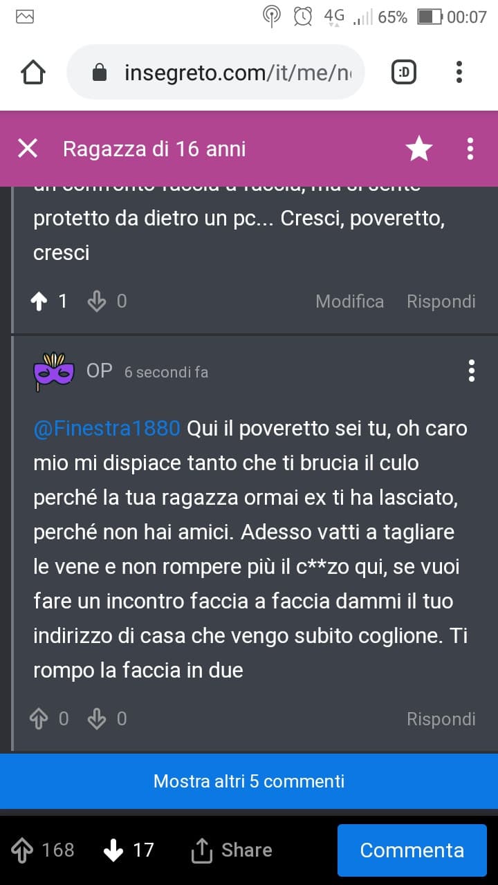 Ma complimenti alla "ragazza di 16 anni" con genitori omofobi e razzisti, mentre lei è omosessuale e sta con una di colore! Invitare al suicidio ed insultare sarà senz'altro un'espressione della sua apertura mentale e del sul "amore per il prossimo"